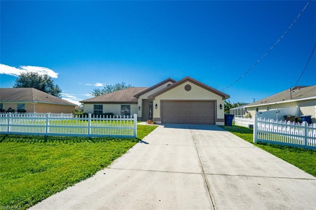 417 Windermere DR LEHIGH ACRES, FL 33972