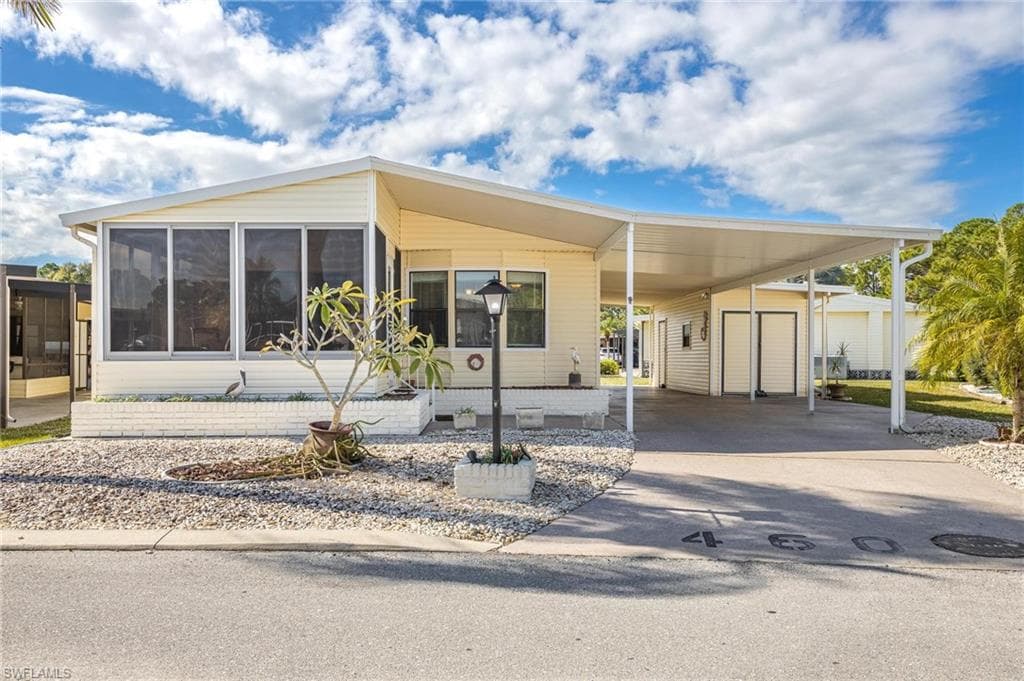 460 Nicklaus BLVD NORTH FORT MYERS, FL 33903