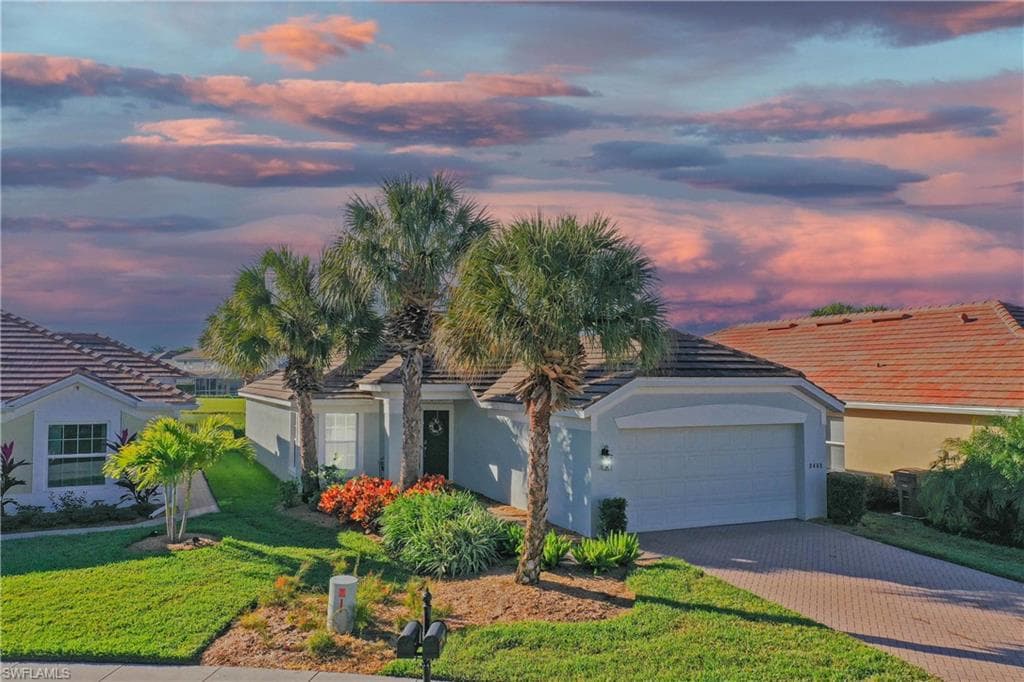 2462 Greendale PL CAPE CORAL, FL 33991