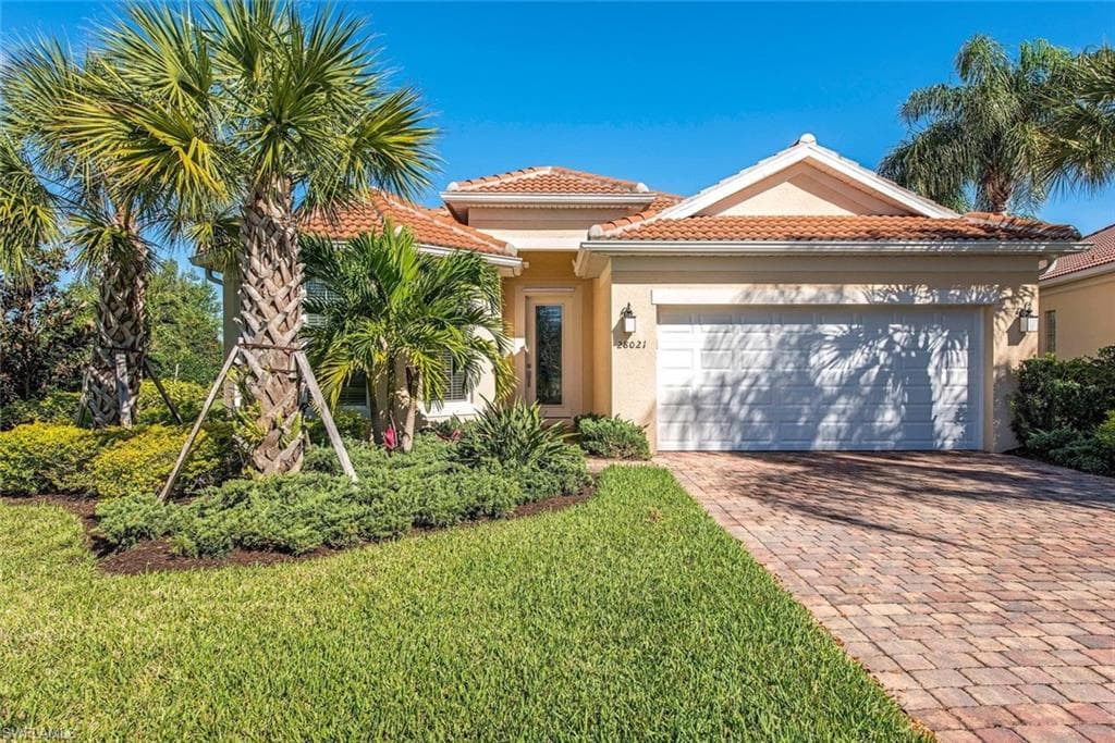 28021 Umiak CT BONITA SPRINGS, FL 34135