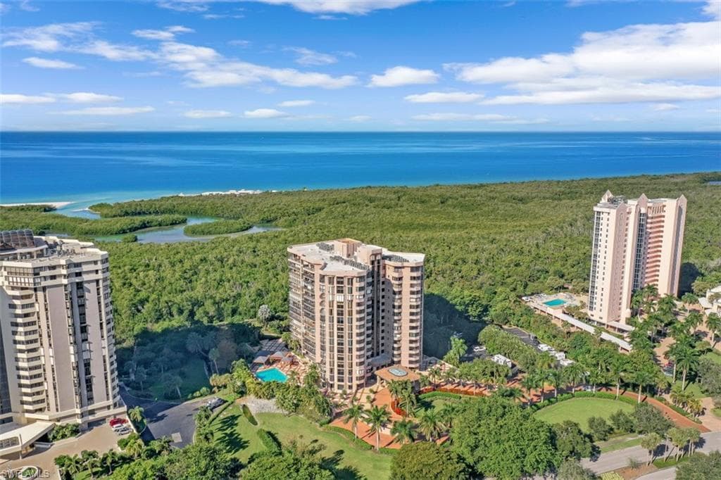 6075 Pelican Bay BLVD 1003 NAPLES, FL 34108