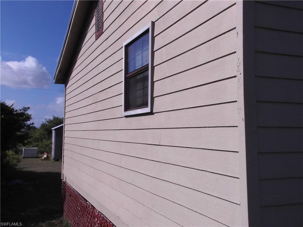 3317 6th ST SW LEHIGH ACRES, FL 33976