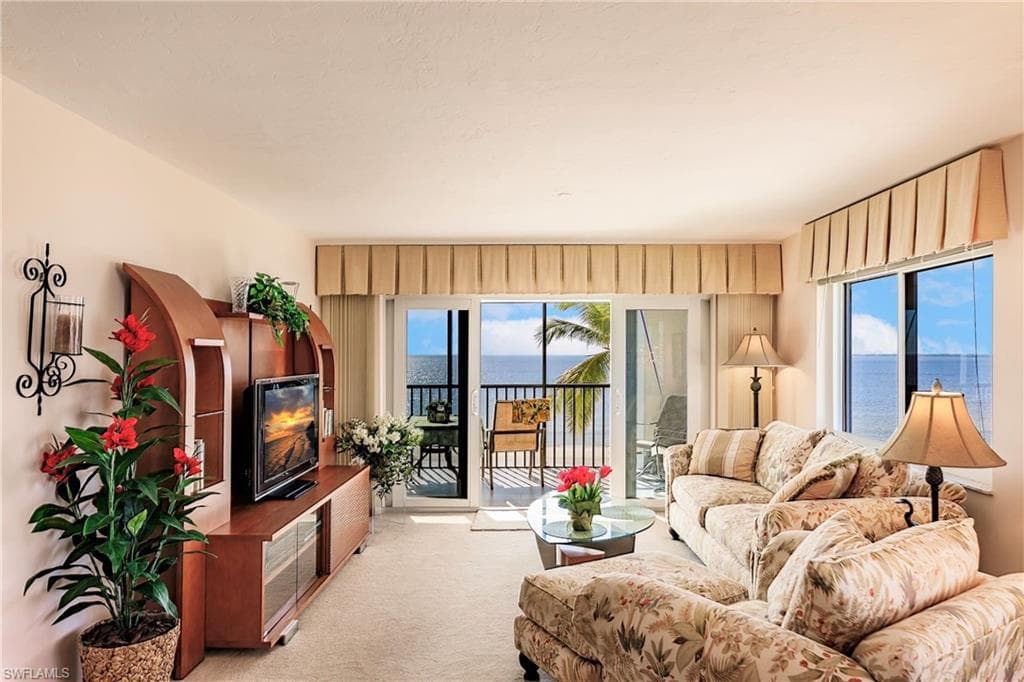394 Estero BLVD 402 FORT MYERS BEACH, FL 33931