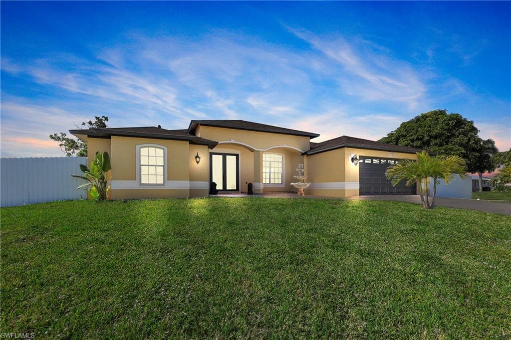 3902 SW Santa Barbara PL CAPE CORAL, FL 33914