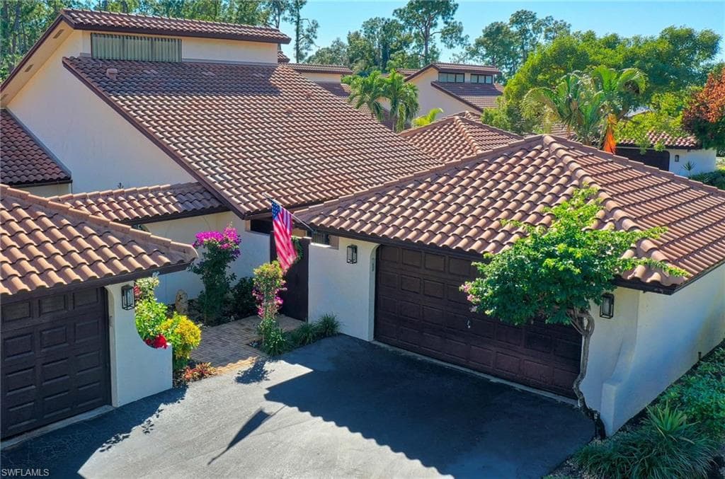 2112 Buckingham LN U-10 NAPLES, FL 34112