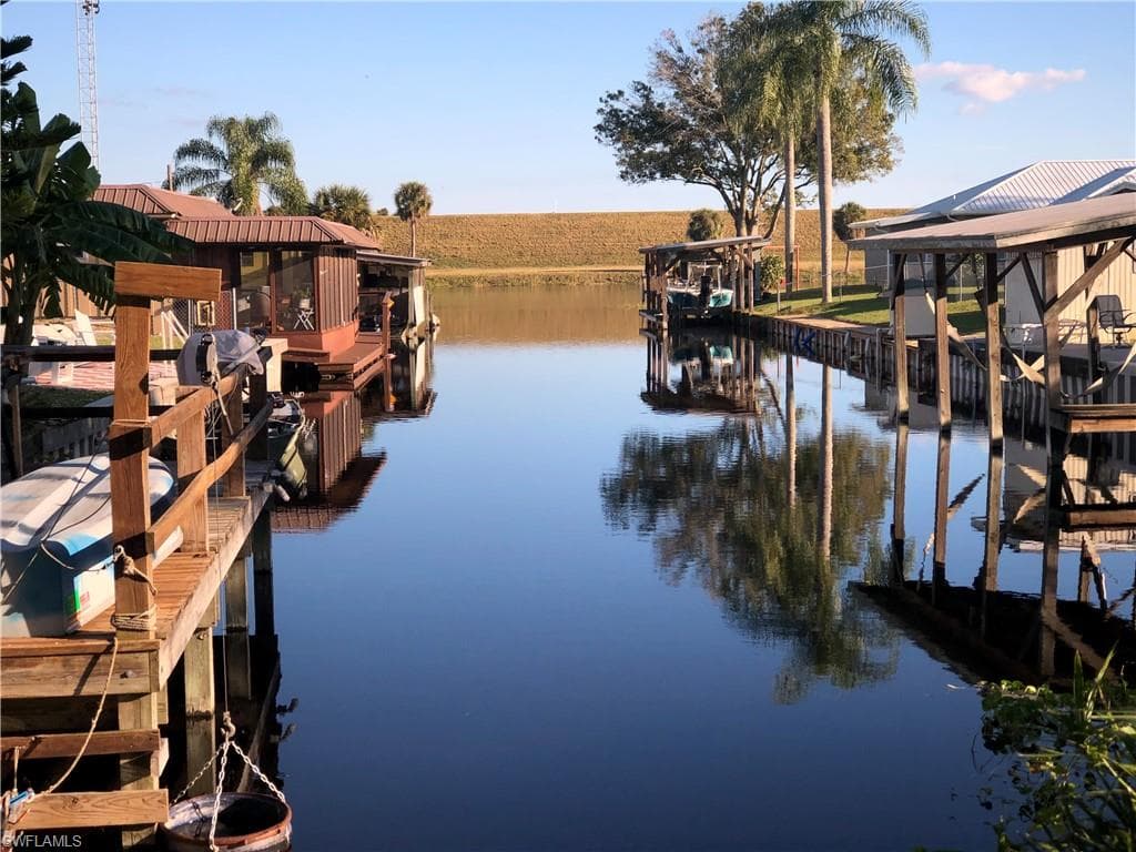 1016 Ridgewater LN MOORE HAVEN, FL 33471