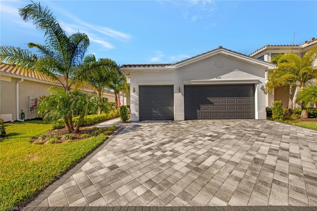 4583 Luminary AVE NAPLES, FL 34119