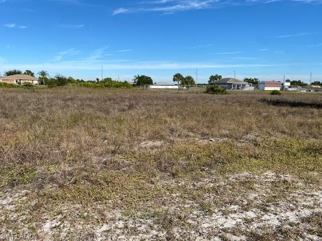 821 Newell ST E LEHIGH ACRES, FL 33974