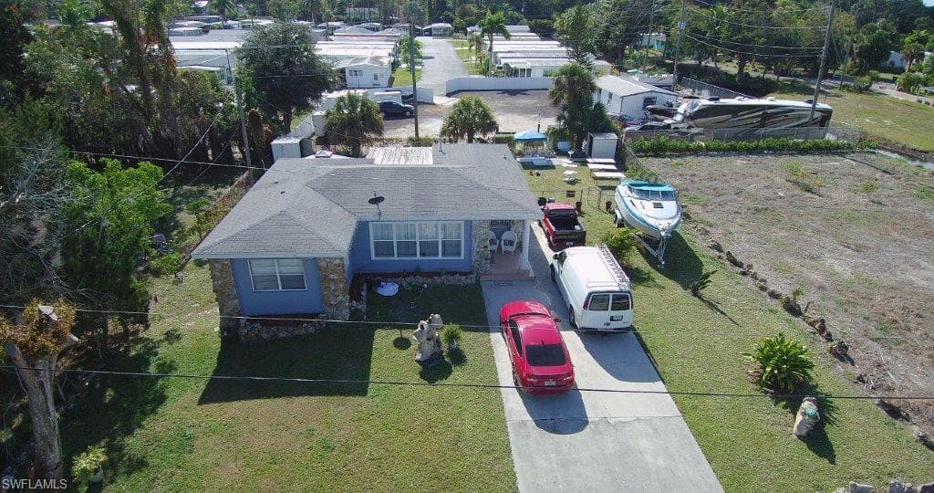 3328 Seminole AVE NAPLES, FL 34112