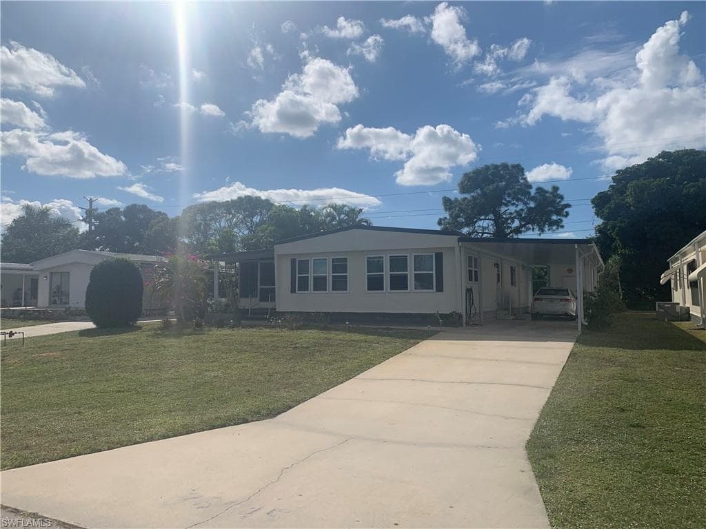 26045 Countess LN BONITA SPRINGS, FL 34135