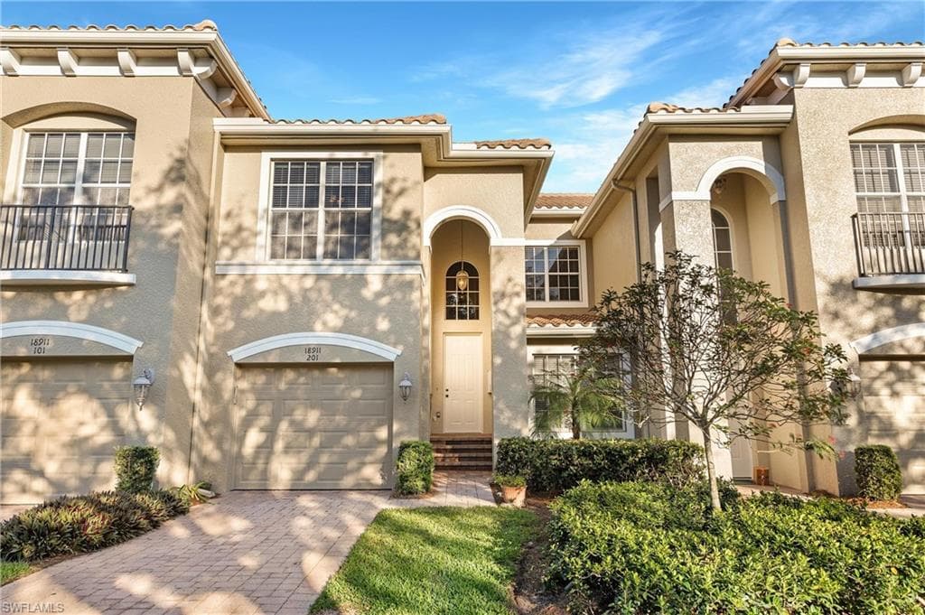 18911 Bay Woods Lake DR 201 FORT MYERS, FL 33908