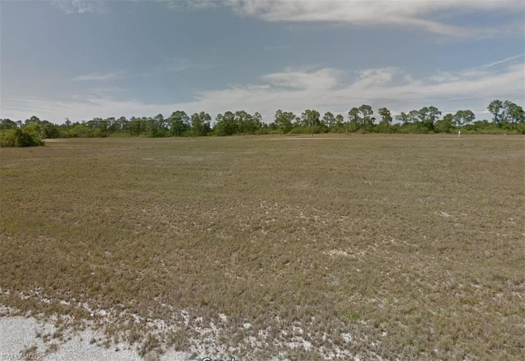 909 NW 30th ST CAPE CORAL, FL 33993
