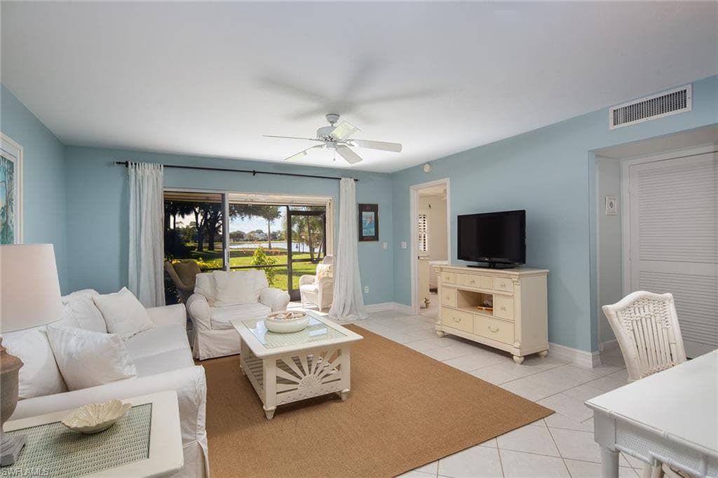 2922 Kings Lake BLVD 2922 NAPLES, FL 34112