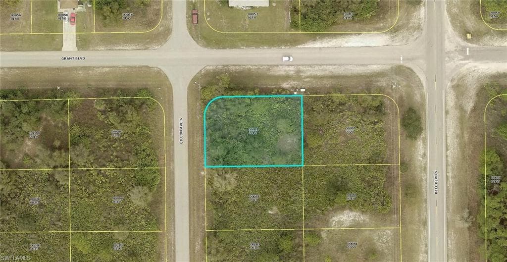 469 Lillon AVE S LEHIGH ACRES, FL 33974