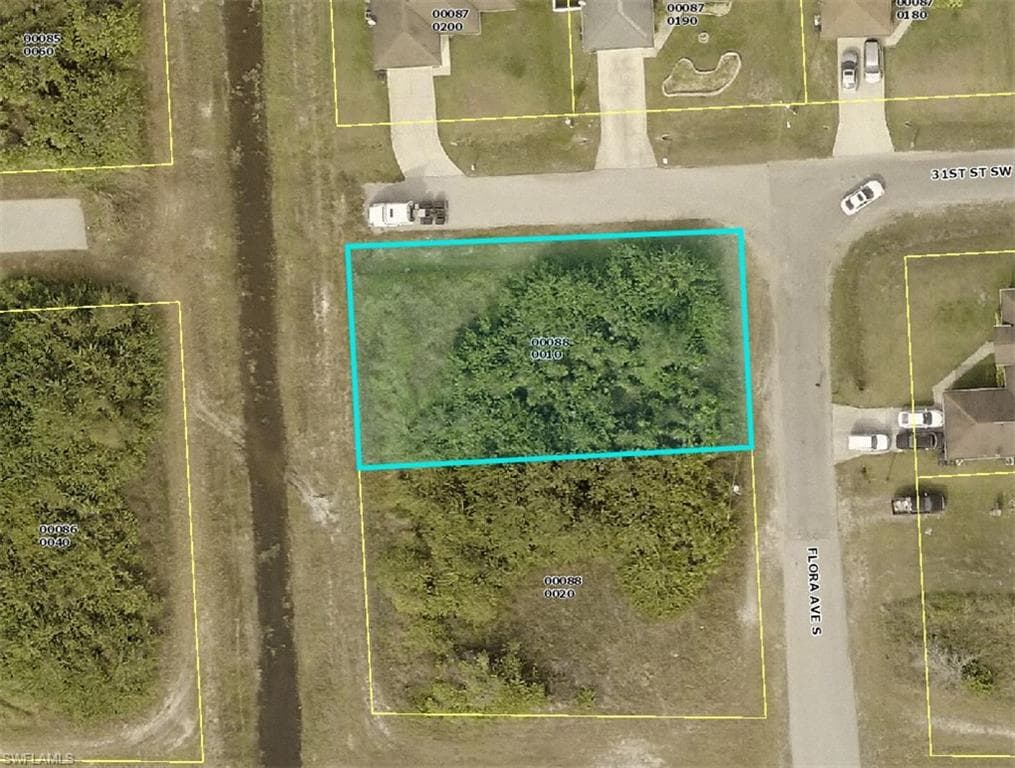 3100 Flora AVE S LEHIGH ACRES, FL 33976