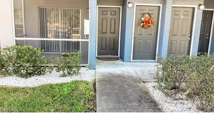 124 Santa Clara DR 124-8 NAPLES, FL 34104