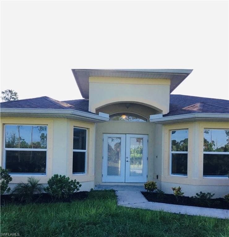 714 Henry AVE LEHIGH ACRES, FL 33972