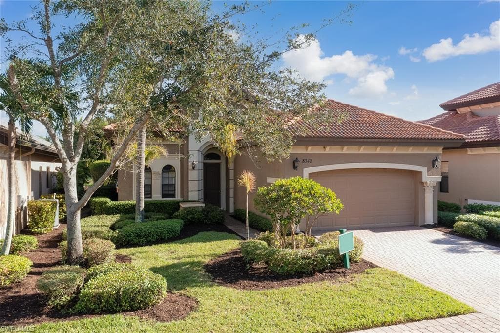 8342 Provencia CT FORT MYERS, FL 33912