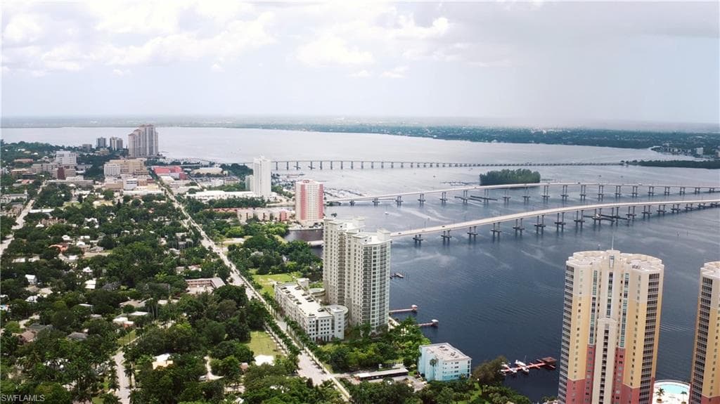 2619 1st ST 405 W FORT MYERS, FL 33916