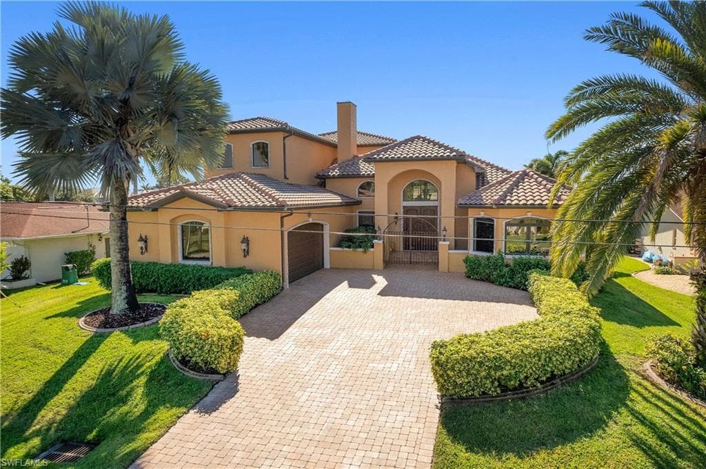 1950 SE 36th ST CAPE CORAL, FL 33904