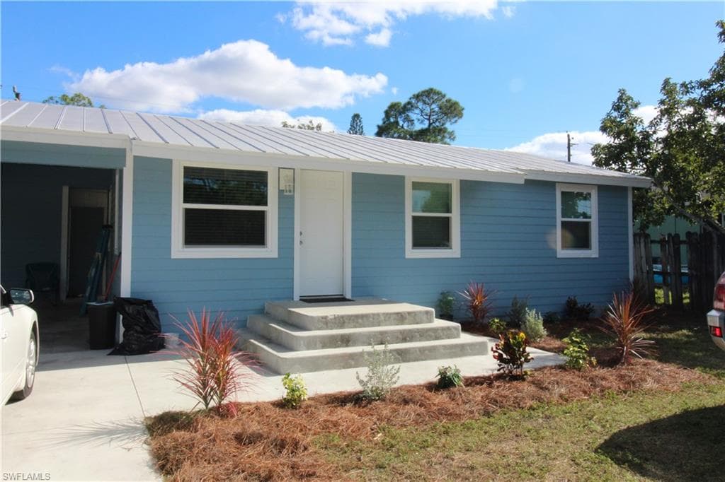 5511 9th AVE FORT MYERS, FL 33907