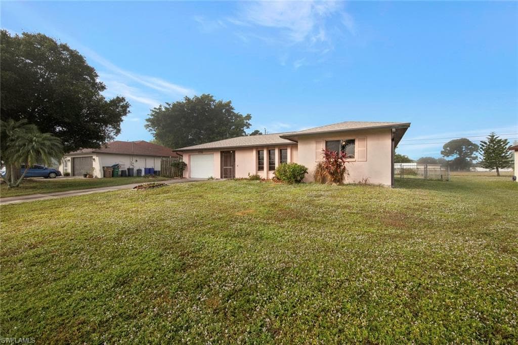 2200 SW Santa Barbara PL CAPE CORAL, FL 33991
