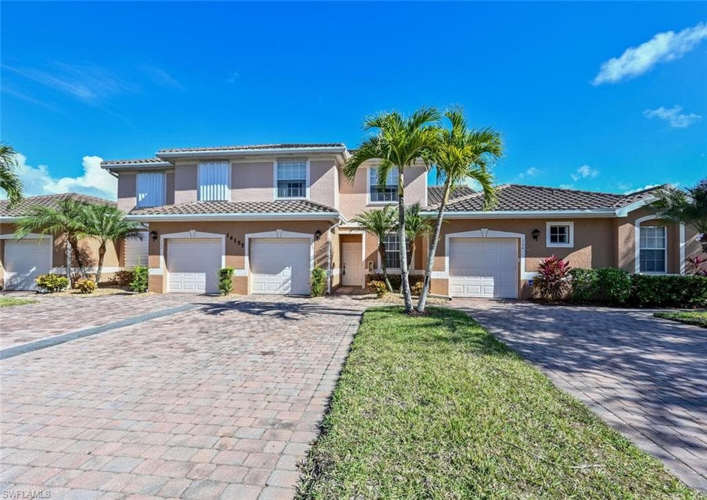 14155 Winchester CT 303 NAPLES, FL 34114