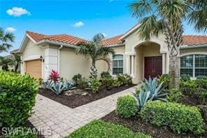 9096 Graphite CIR NAPLES, FL 34120