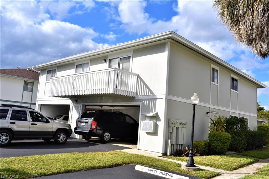 3291 Royal Canadian TRCE 4 FORT MYERS, FL 33907