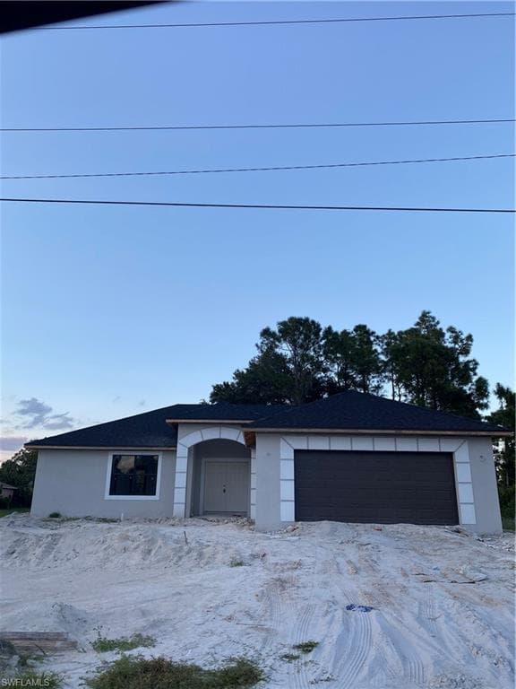350 Piper AVE LEHIGH ACRES, FL 33974