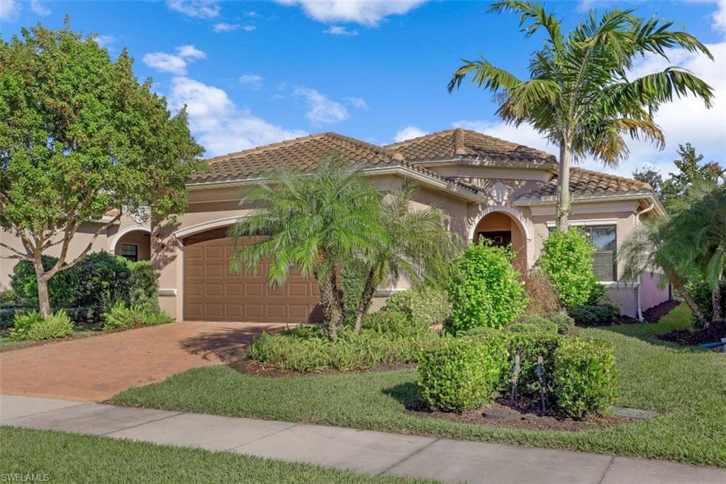 13660 Mandarin CIR NAPLES, FL 34109