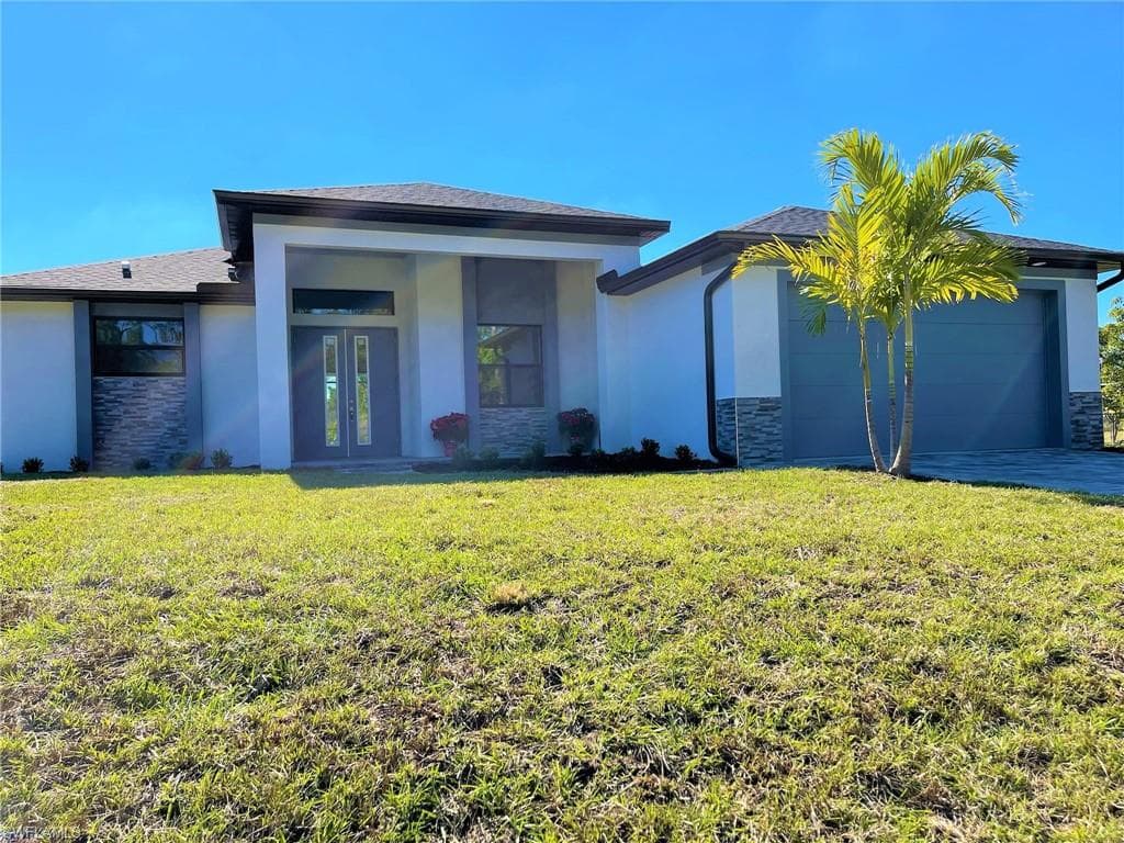 58 Jacaranda PKY E CAPE CORAL, FL 33909