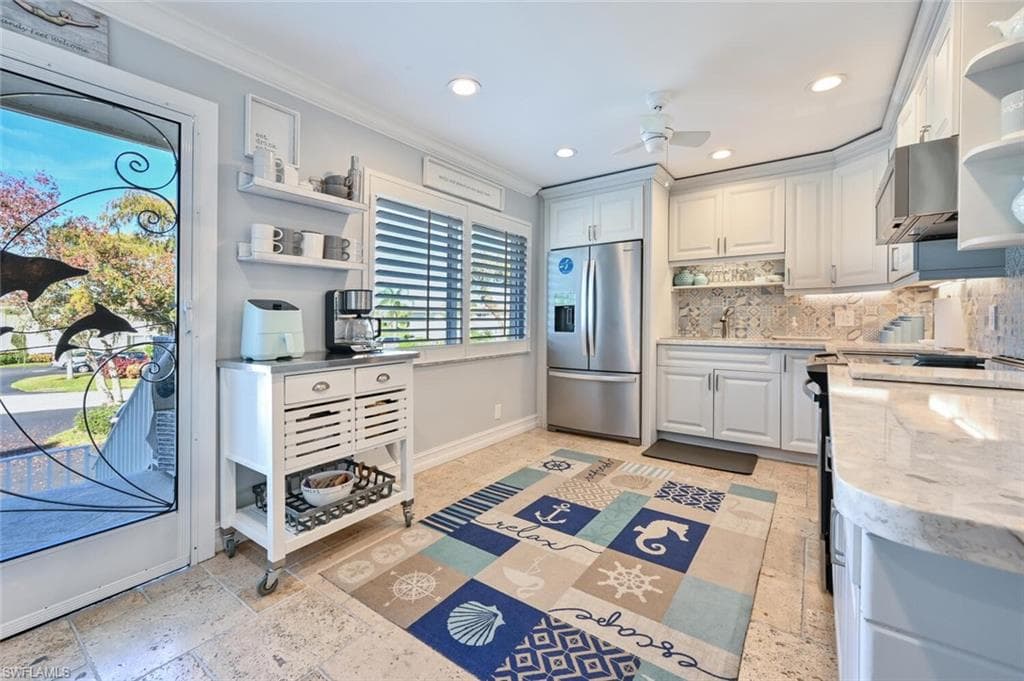 500 Teryl RD 2312 NAPLES, FL 34112