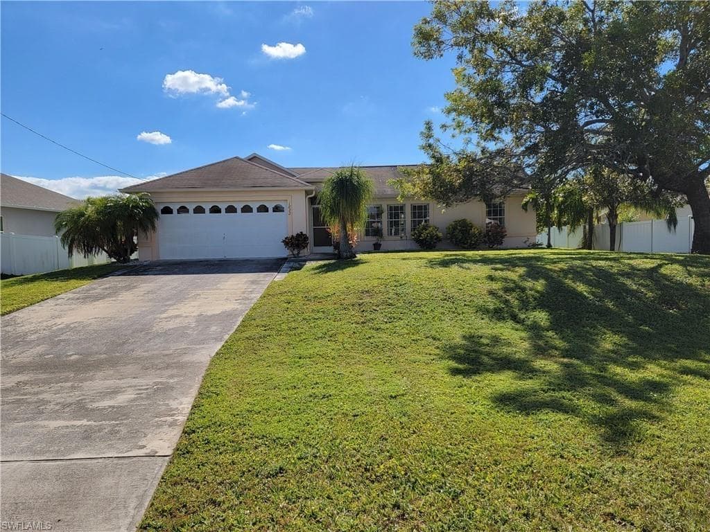 1822 SW 26th TER CAPE CORAL, FL 33914