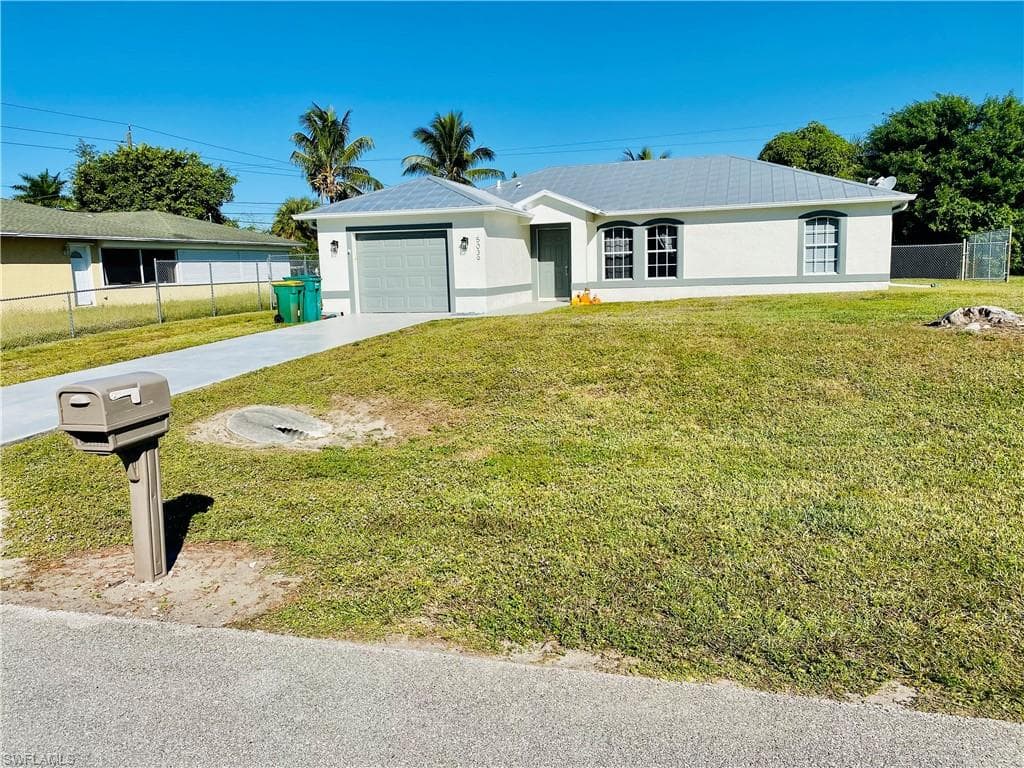 5039 24th AVE SW NAPLES, FL 34116