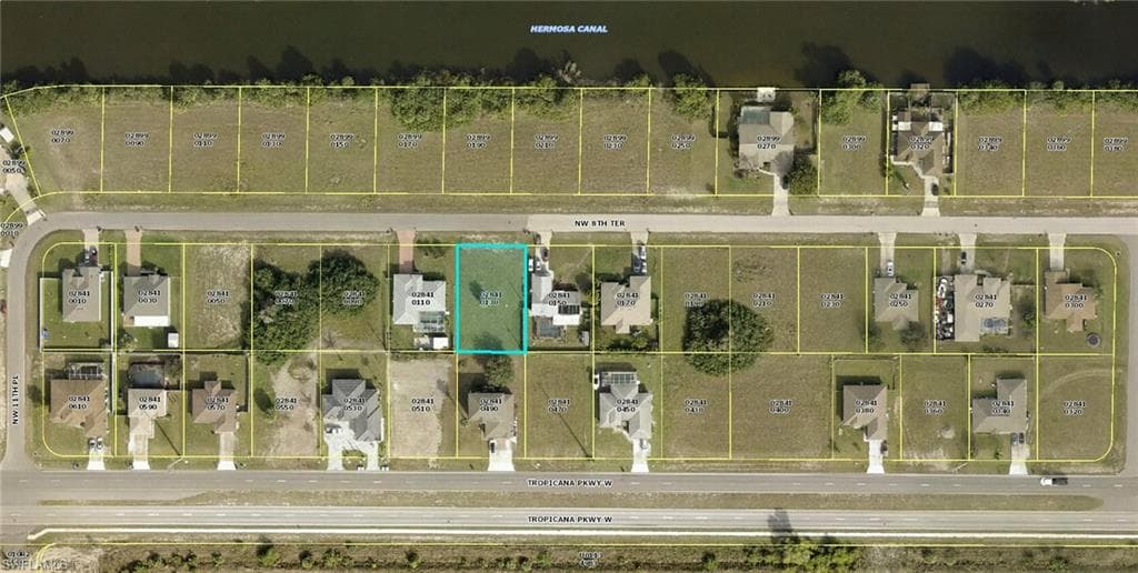 1106 NW 8th TER CAPE CORAL, FL 33993