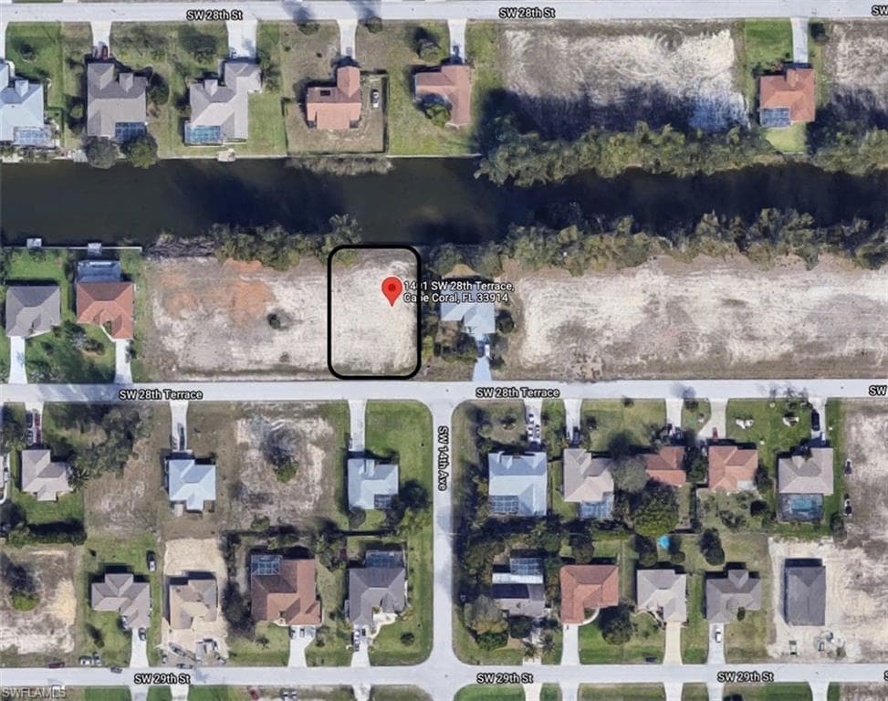 1401 SW 28th TER CAPE CORAL, FL 33914