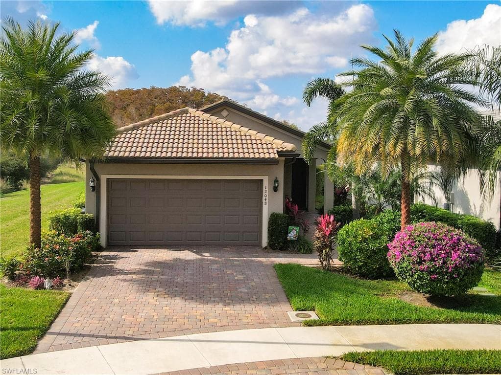 12048 Moorhouse PL FORT MYERS, FL 33913