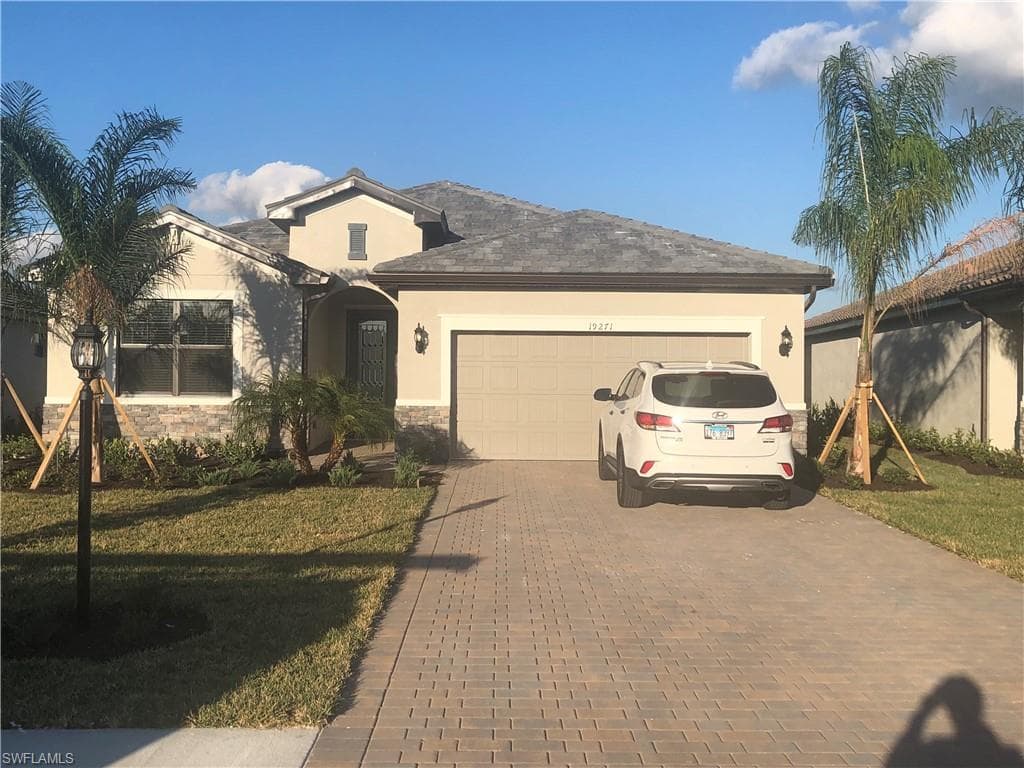 19271 Elston ESTERO, FL 33928