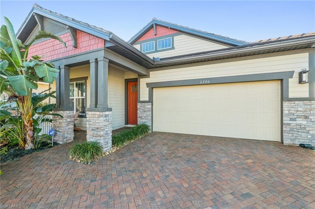 3296 Pilot CIR NAPLES, FL 34120