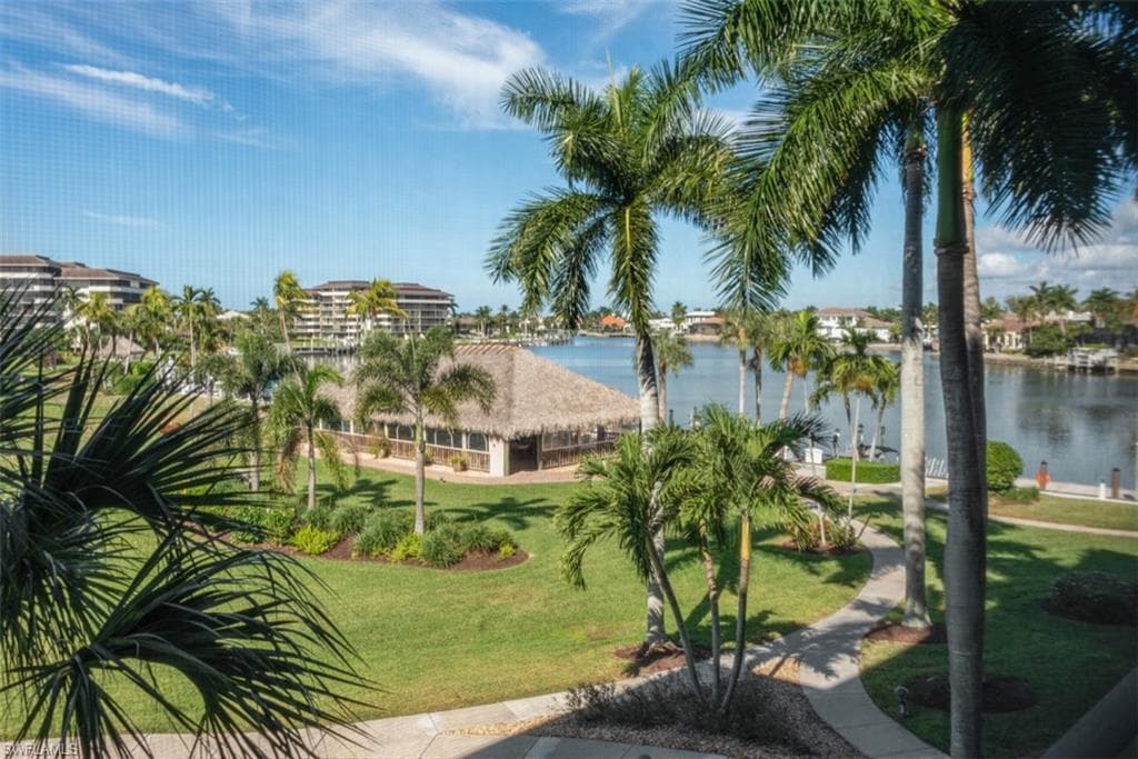 693 Seaview CT A-303 MARCO ISLAND, FL 34145