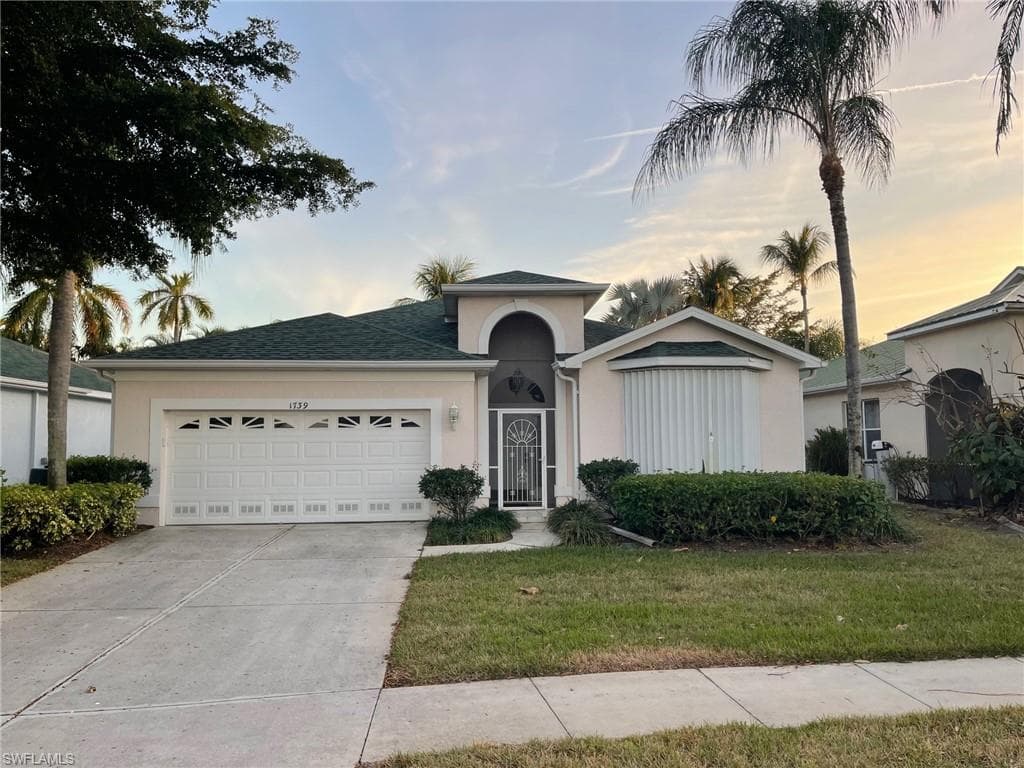 1739 Emerald Cove CIR CAPE CORAL, FL 33991