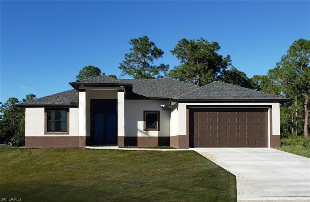 906 10th ST LEHIGH ACRES, FL 33972