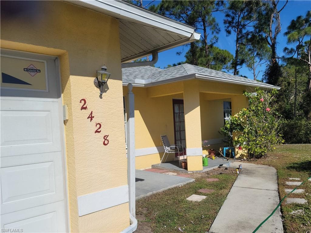 2428 Mae AVE S LEHIGH ACRES, FL 33973
