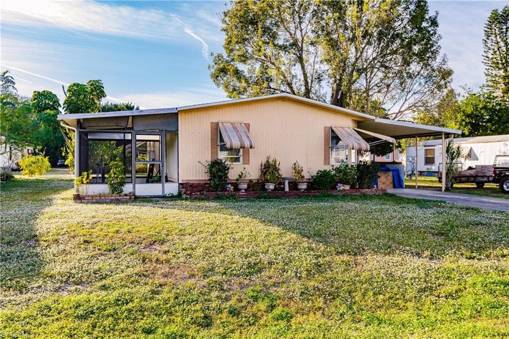 7632 Grady DR NORTH FORT MYERS, FL 33917