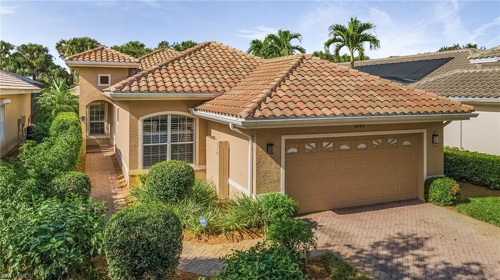 4997 Kensington High ST NAPLES, FL 34105