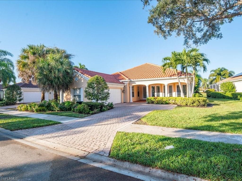 5835 Charlton WAY NAPLES, FL 34119