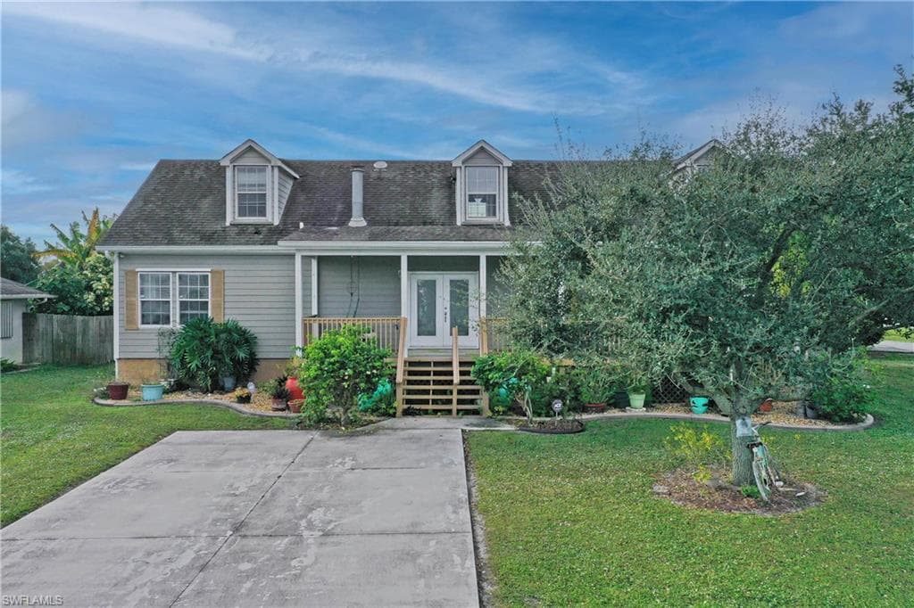 489 Blossom AVE NW PORT CHARLOTTE, FL 33952
