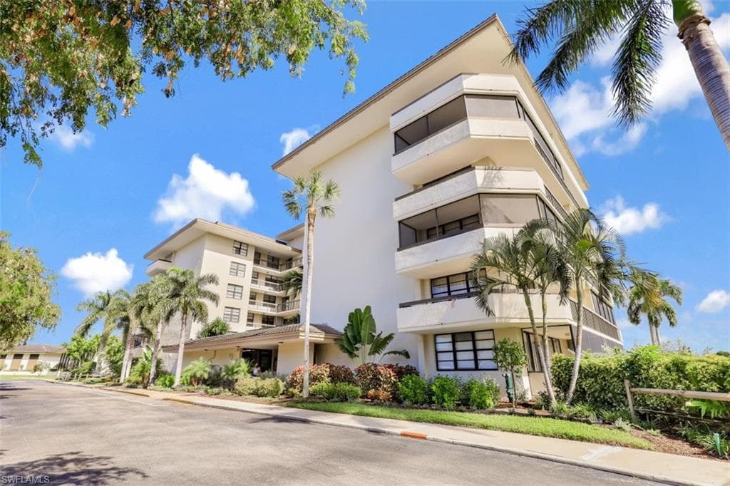 591 Seaview CT A-510 MARCO ISLAND, FL 34145