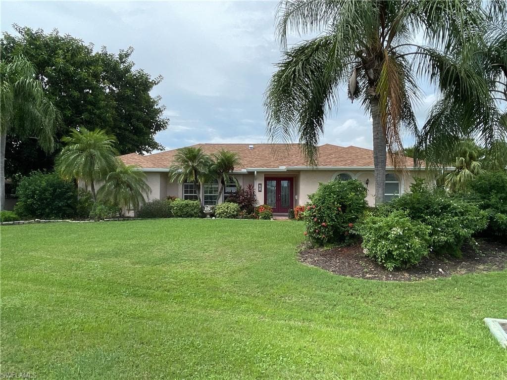 303 SW 43rd LN CAPE CORAL, FL 33914